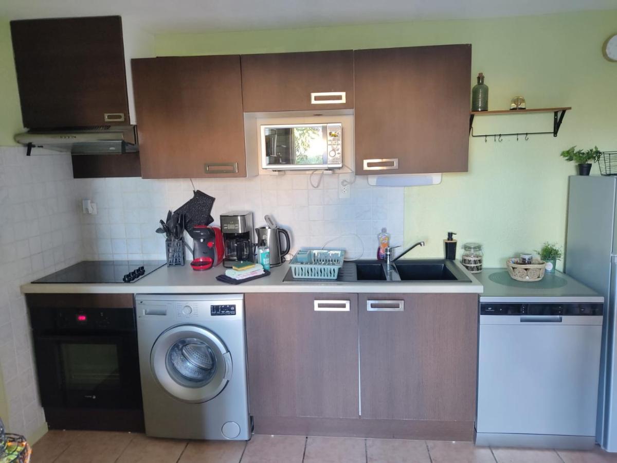 APPARTEMENT 25m², GRUISSAN, EN BORD DE MER Gruissan Exterior foto